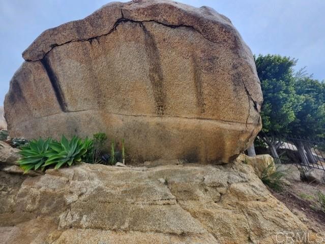 W Meadow Glen Way, Escondido, CA 92026