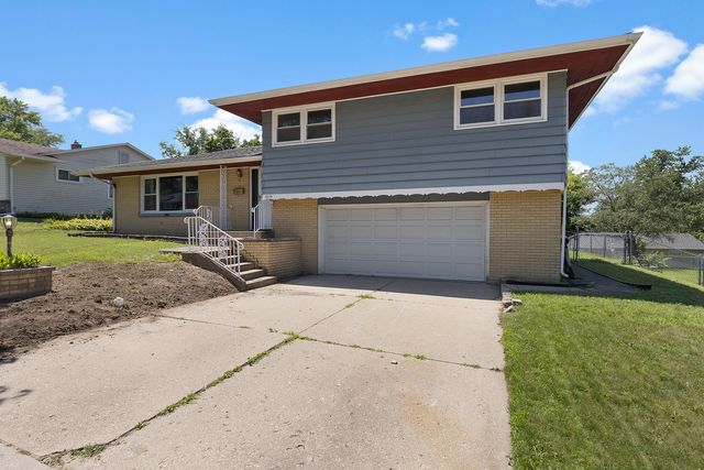 2219 24TH Street, Rockford, IL 61108