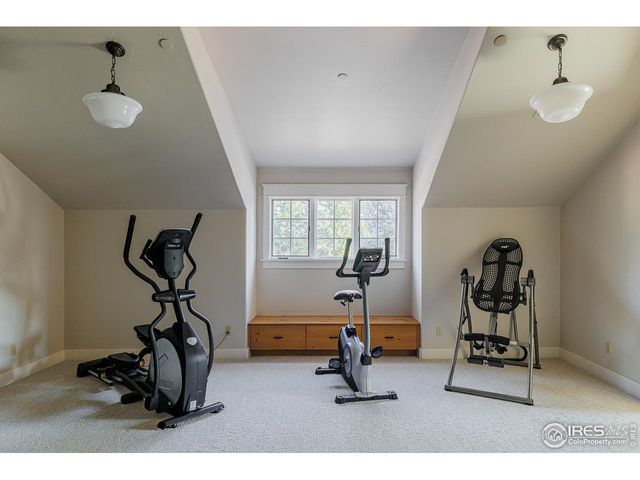 8576 Niwot Meadow Farm Rd, Niwot, CO 80503