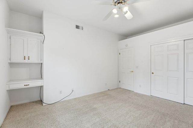 382 E Walnut Hill Avenue, Fresno, CA 93720