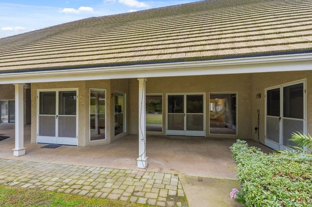 382 E Walnut Hill Avenue, Fresno, CA 93720