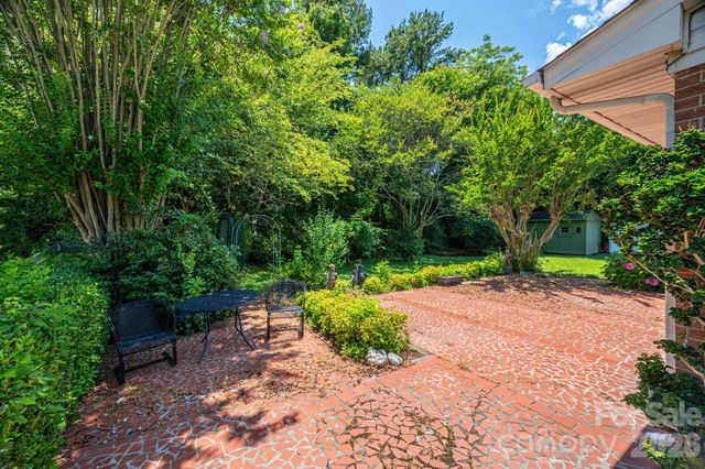 13 Spruce Pine Drive, Belmont, NC 28012