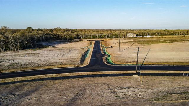 0008 H.L. Young Boulevard, Bryan, TX 77808