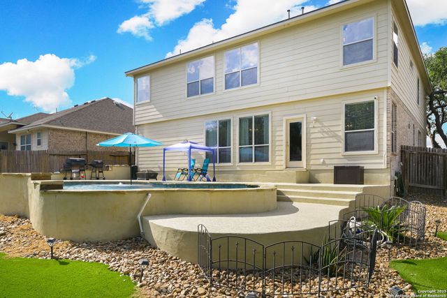 8918 Cordes, Helotes, TX 78023