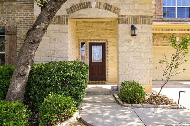 8918 Cordes, Helotes, TX 78023