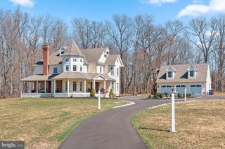 925 PARK AVE, Newtown, PA 18940