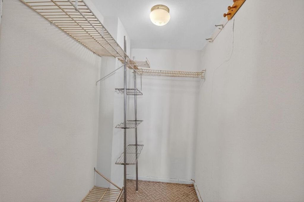 Image 20 of property listing at 3100 S Ocean Boulevard 102, Highland Beach, FL 33487