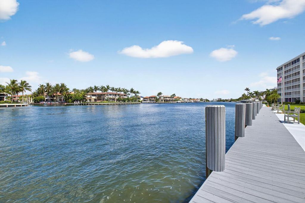 Image 33 of property listing at 3100 S Ocean Boulevard 102, Highland Beach, FL 33487