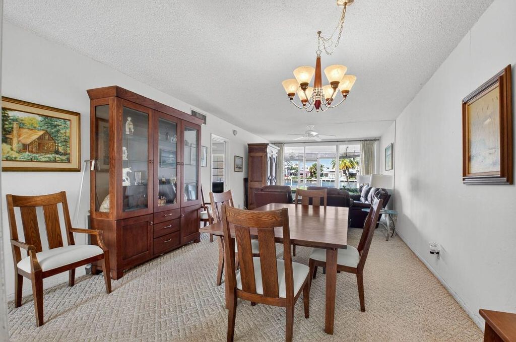 Image 7 of property listing at 3100 S Ocean Boulevard 102, Highland Beach, FL 33487