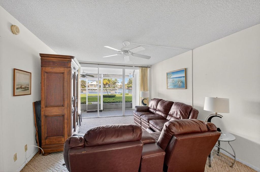 Image 8 of property listing at 3100 S Ocean Boulevard 102, Highland Beach, FL 33487
