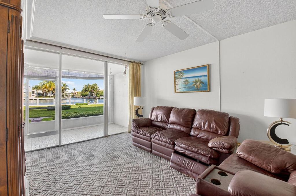 Image 9 of property listing at 3100 S Ocean Boulevard 102, Highland Beach, FL 33487