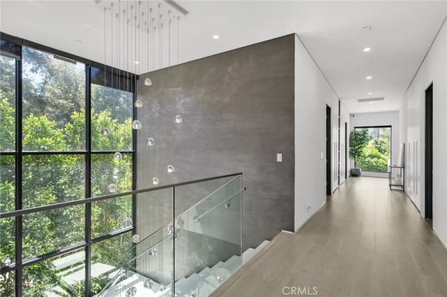 15231 Greenleaf Street, Sherman Oaks, CA 91403