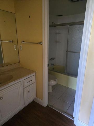 7051 Environ Boulevard, Lauderhill, FL 33319