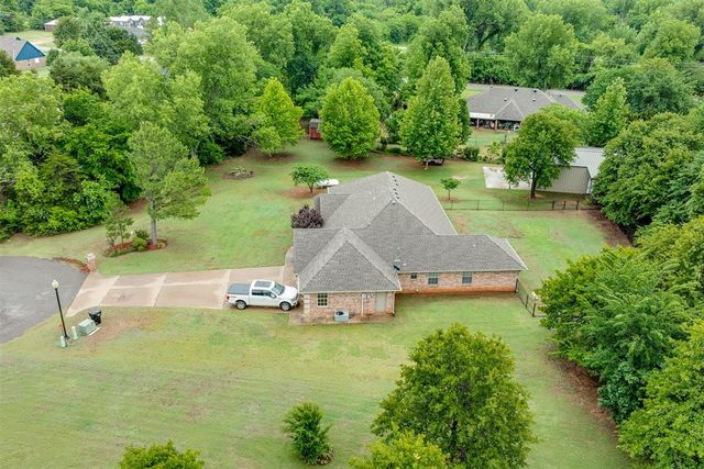 2445 County Road 1199, Blanchard, OK 73010