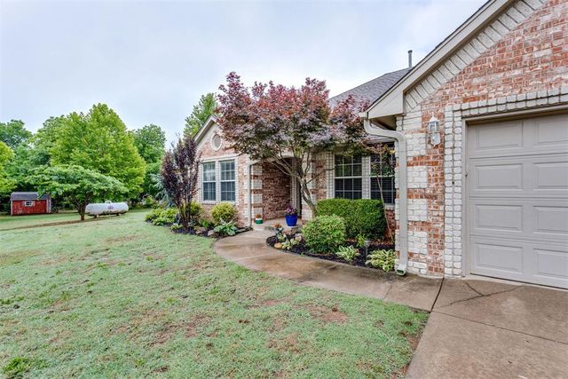2445 County Road 1199, Blanchard, OK 73010