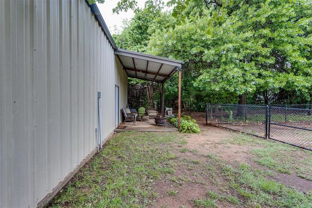2445 County Road 1199, Blanchard, OK 73010
