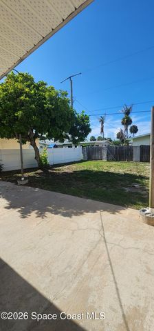 407 4th Street N, Cocoa Beach, FL 32931