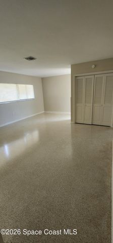 407 4th Street N, Cocoa Beach, FL 32931