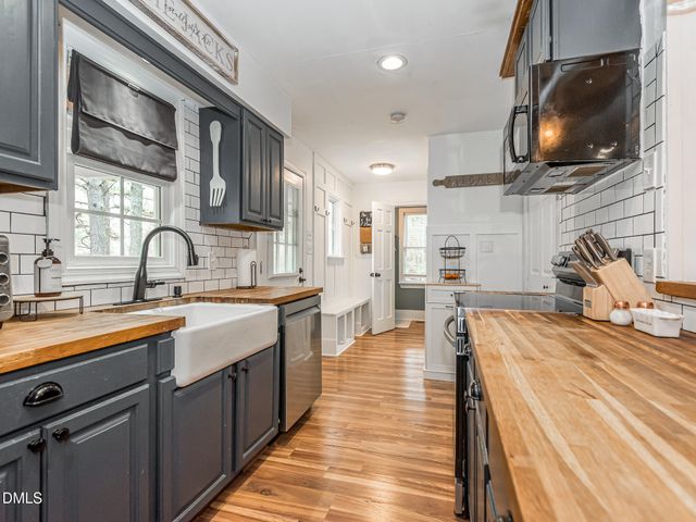 5668 Soft Wind Drive, Fuquay Varina, NC 27526