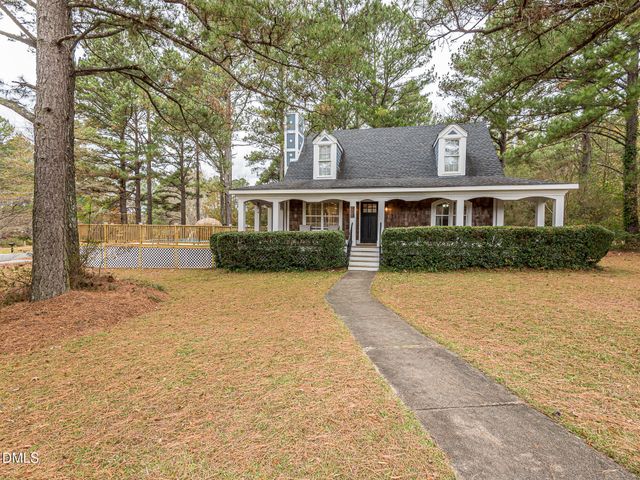 5668 Soft Wind Drive, Fuquay Varina, NC 27526