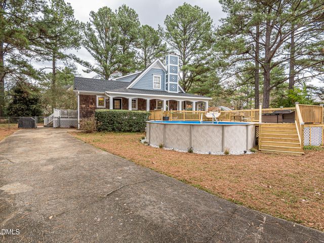 5668 Soft Wind Drive, Fuquay Varina, NC 27526