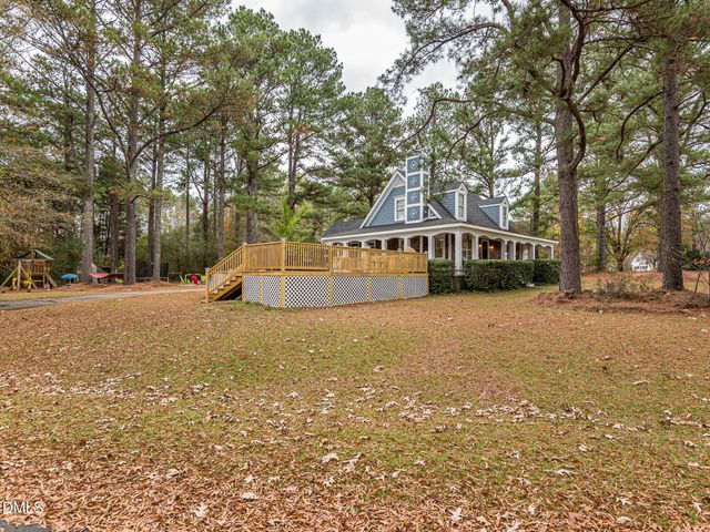 5668 Soft Wind Drive, Fuquay Varina, NC 27526