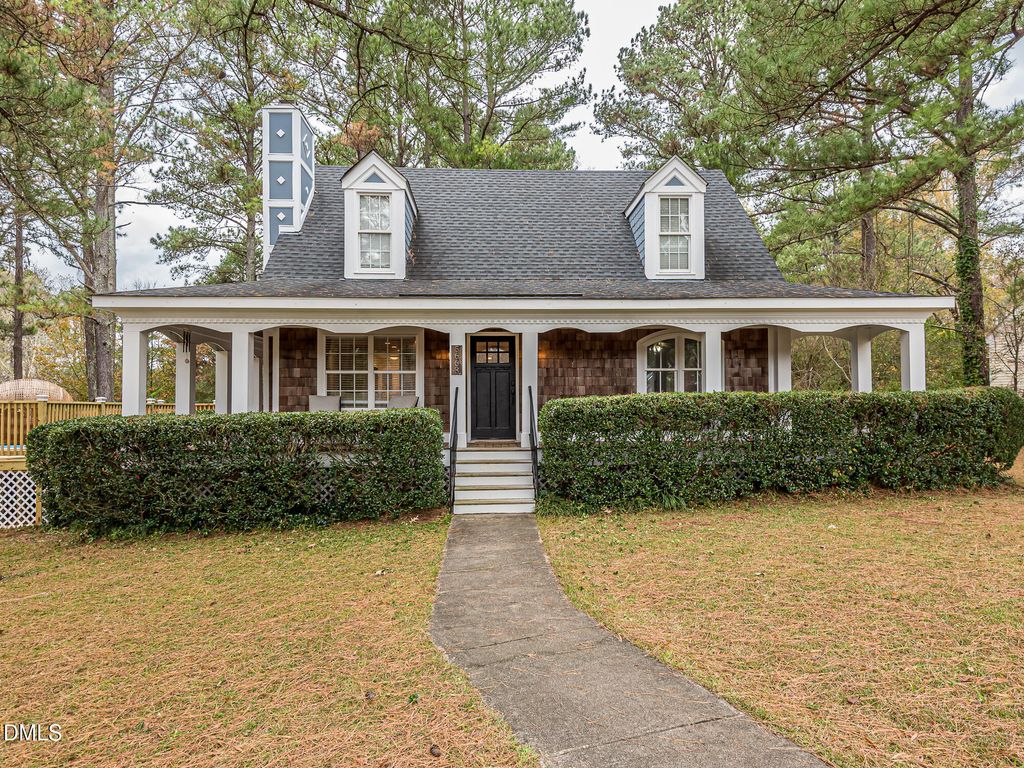 5668 Soft Wind Drive, Fuquay Varina, NC 27526