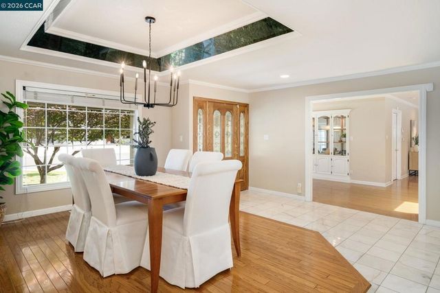3074 Santa Maria Ct, Concord, CA 94518