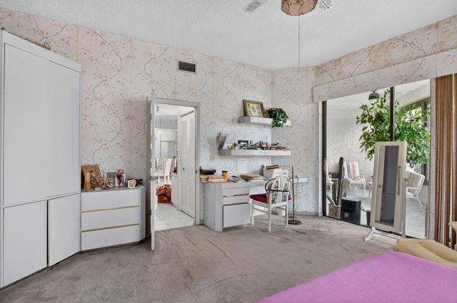 7535 LA PAZ Boulevard 201, Boca Raton, FL 33433