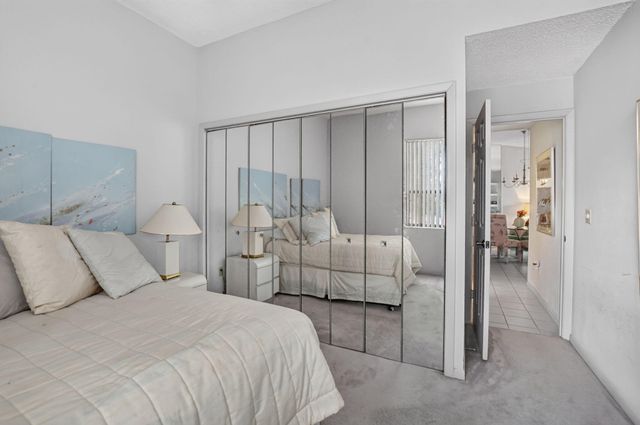 7535 LA PAZ Boulevard 201, Boca Raton, FL 33433