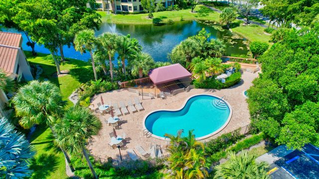 7535 LA PAZ Boulevard 201, Boca Raton, FL 33433