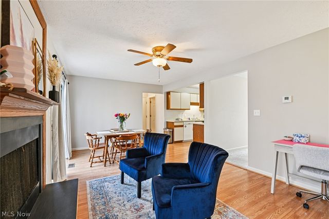 3432 Brookpoint Lane, Cuyahoga Falls, OH 44223