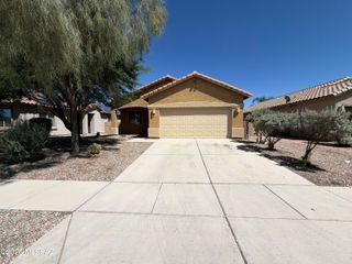 7521 S Mountain Star Drive, Tucson, AZ 85757
