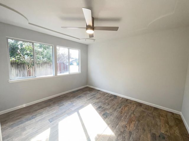 4744 Ponderay Ln, Sacramento, CA 95841