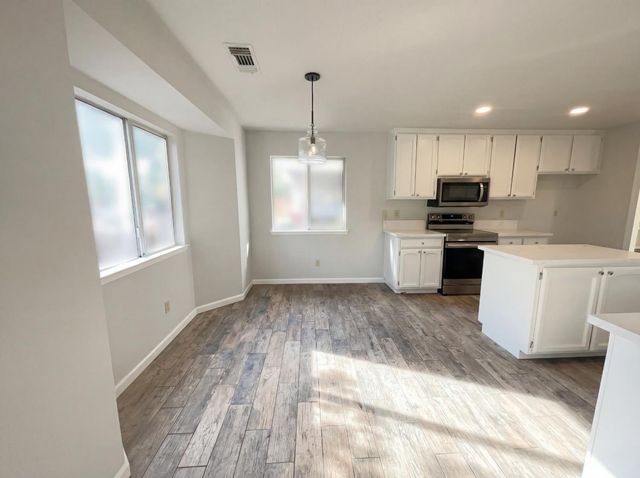 4744 Ponderay Ln, Sacramento, CA 95841