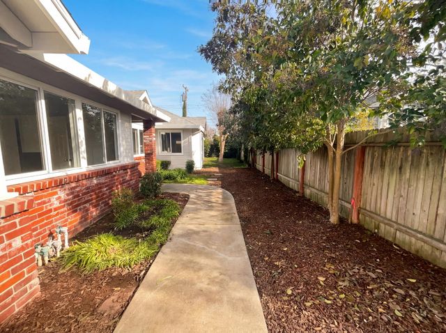 4744 Ponderay Ln, Sacramento, CA 95841