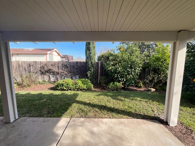 4744 Ponderay Ln, Sacramento, CA 95841