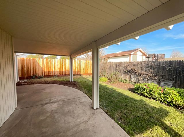 4744 Ponderay Ln, Sacramento, CA 95841