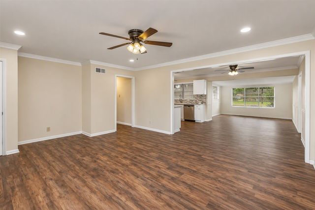 1826 Bonn Street, Bossier City, LA 71112
