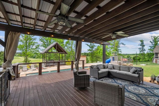 100 Arrowhead Drive, Chatsworth, GA 30705