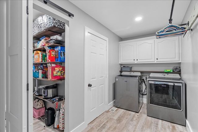 100 Arrowhead Drive, Chatsworth, GA 30705