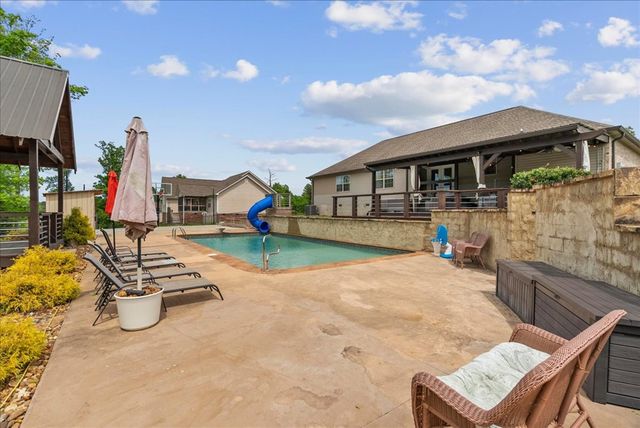 100 Arrowhead Drive, Chatsworth, GA 30705
