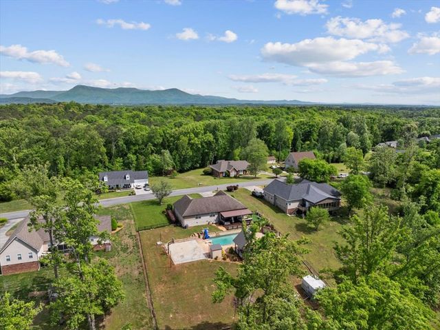 100 Arrowhead Drive, Chatsworth, GA 30705