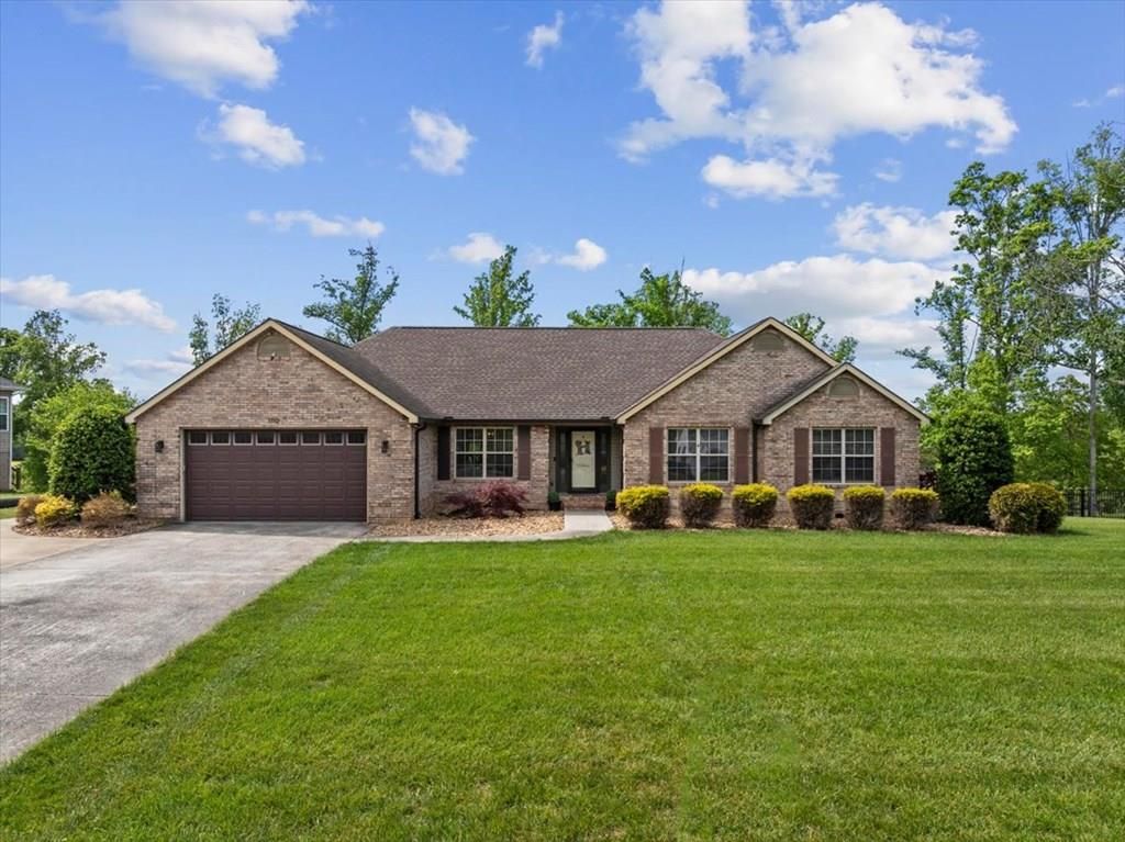 100 Arrowhead Drive, Chatsworth, GA 30705