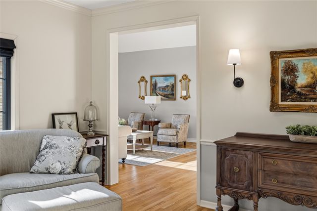 13953 Lake Shore Drive, Clive, IA 50325