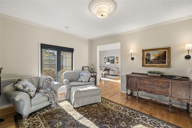 13953 Lake Shore Drive, Clive, IA 50325