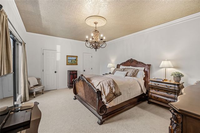 13953 Lake Shore Drive, Clive, IA 50325