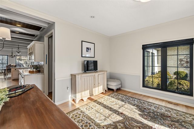 13953 Lake Shore Drive, Clive, IA 50325