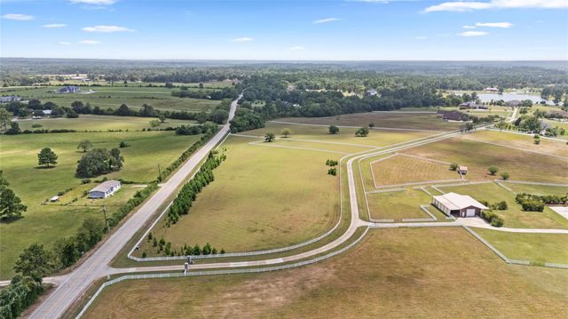 1702 Spring Branch Road, Montgomery, TX 77316