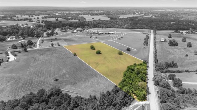 1702 Spring Branch Road, Montgomery, TX 77316